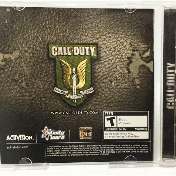 VTG Call of Duty PC 2003 Game Of The Year Edition 2 CDs Case Key Included VGUC - Picture 9 of 11